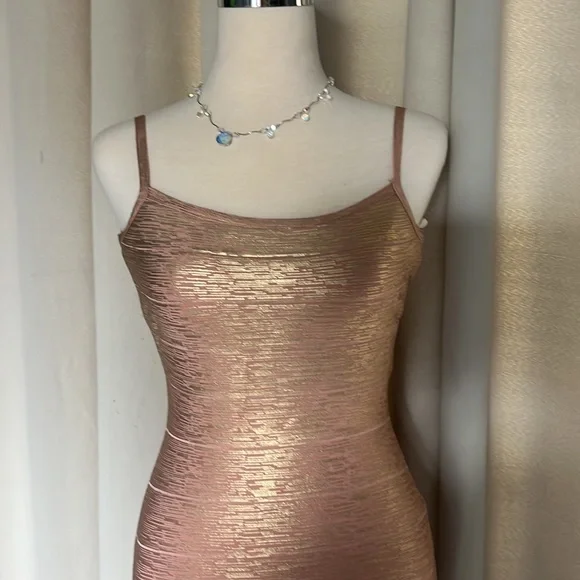 NEW  DIOR BELLA Gold Rose Bandage Dress Size XS - Picture 7 of 13